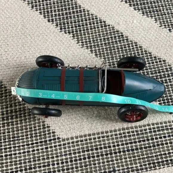 Blue Vintage Style Model Car Figurine - Picture 3 of 3